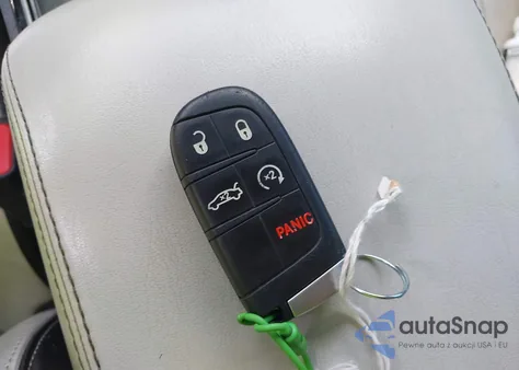 2021 Chrysler 300 300S from USA, damaged, VIN 2C3CCABG5MH634303